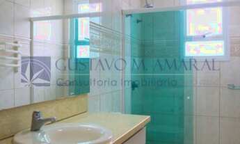 Imagem 4: Casa para aluguel possui 800 metros quadrados com 5 quartos