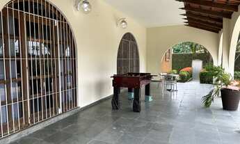 Imagem: Casa Parque das Laranjeiras / Flores / Terreno