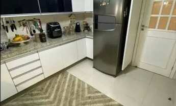 Imagem 4: Sobrado com 4 dormitórios à venda por R$ 690.000,00 - Xaxim - Curitiba/PR