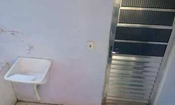 Imagem 2: Casa com 1 dormitório para alugar, 30 m² por R$ 500,00/mês - Vila Nova Galvão - São Paulo