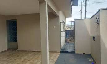 Imagem 3: Casa para Venda em Olímpia, Parque Residencial Victório Parolin, 5 dormitórios, 2 banheiro