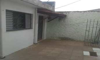 Imagem: 01 quarto, sala, cozinha, wc e quintal