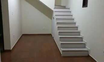 Imagem 2: VENDO CASA Casa com 3 dormitórios