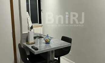 Imagem 3: Conjugado reformado mobilhado em rua tranquila sem saída