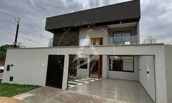 Imagem 3: A venda no Jd Atlântico sobrado de luxo com 3 suítes plenas com sacada