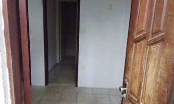 Imagem 2: Casa 2/4 em condominio fechado perto da paralela