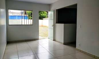 Imagem 5: Casa Comercial 2Q em lote espaçoso (perto do Buriti Shopping)<br><br>