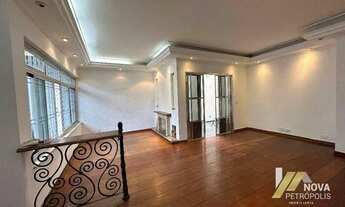 Imagem 4: Casa com 4 dormitórios à venda, 240 m² por R$ 990.000,00 - Nova Petrópolis - São Bernardo