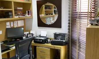 Imagem 3: Casa de condomínio sobrado para venda possui 217 metros quadrados com 3 quartos