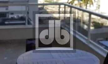 Imagem 2: Apartamento à venda no Leblon varanda vista mar living 3 quartos 1 suíte 2 vagas