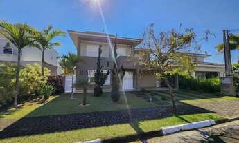 Imagem 3: 5 Quartos | Vista para o Lago | Área Gourmet Espaçosa