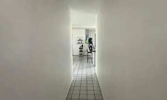 Imagem 3: Casa para Aluguel no Bairro Jóquei, Teresina - 6 Quartos, 3 Suítes, Mobiliada