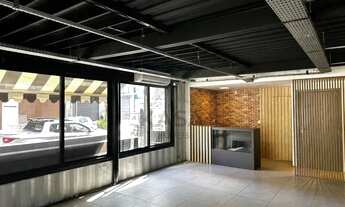 Imagem 4: Loja comercial com deck externo para locação em avenida principal Próximo ao ParkShopping