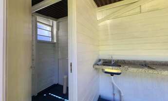 Imagem 5: Chalé com 01 dormitório e amplo quintal em ótima localização nos Ingleses!