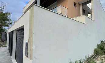 Imagem 4: Casa duplex com 3qts e suite, quintal e garagem com acabamento de alto padrao yahoo Mangui