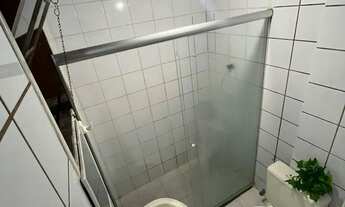 Imagem 4: Suíte mobiliada de frente para o mar