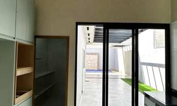 Imagem 7: Casa no Jardins do Lago 180m² 3 Suítes Master com Closet Piscina Aquecida e Área Gourmet