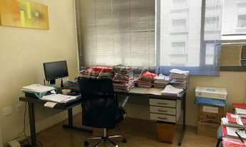 Imagem 6: Conjunto comercial totalmente mobiliado, com escritórios completos, ar, 3 vagas e computad