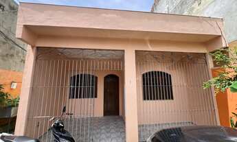 Imagem: Casa de 2/4 suítes na Pedreira