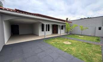 Imagem 2: Casa maravilhosa em Santa Felicidade