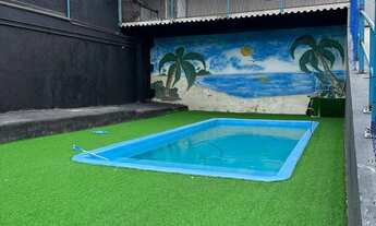 Imagem 3: Espaço com piscina