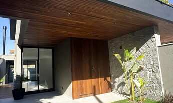 Imagem 6: Sobrado para venda tem 164 metros quadrados com 3 quartos em Pântano do Sul - Florianópoli