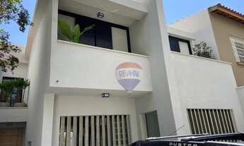 Imagem: Linda Casa de Vila no coração do Itaim