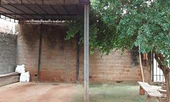 Imagem 7: Chácara Para Lazer dentro de Maringá. Ao lado da Av. Sophia Alexandre Rasgulaeff