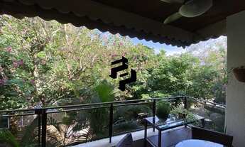 Imagem 2: Apartamento para venda com 235 metros quadrados com 4 quartos