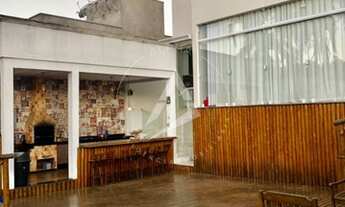 Imagem 3: Casa 3 salas, 2 cozinhas, 5 suítes sendo a suíte principal com mais de 50 metros