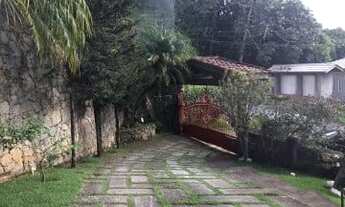 Imagem 4: Casa Térrea Aconchegante no Conceito Campos Do Jordão na Serra da Cantareira -Mairiporã