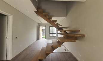 Imagem 4: Sobrado para venda tem 123 metros quadrados com 3 quartos em Costeira - Araucária - PR