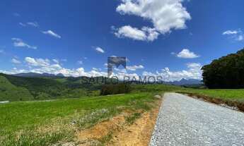 Imagem 5: Belíssimo condomínio com vista exuberante para as montanhas, ótima topografia e bem locali