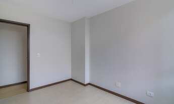 Imagem 3: Apartamento para venda com 2 quartos em Centro - Curitiba - PR