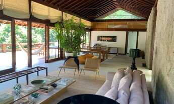 Imagem 6: Casa de condomínio para venda tem 800 metros quadrados com 4 quartos