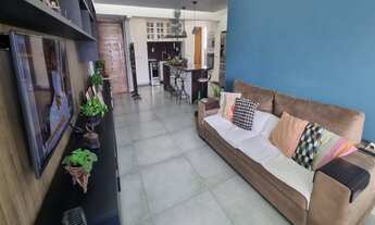 Imagem 2: Localizado no Caminho das Arvores esse apartamento com armários planejados e suíte máster