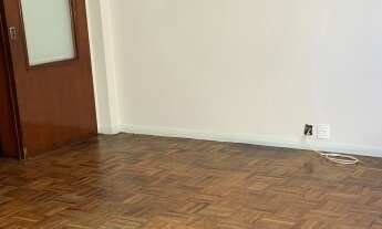 Imagem 3: Apartamento 2 dorms de frente com garagem, rua calma