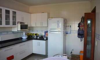 Imagem 4: Casa para venda possui 248 metros quadrados com 3 quartos em Cidade Jardim - Sorocaba - SP