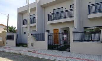 Imagem 2: Sobrado próximo a praia