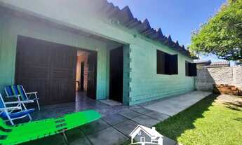 Imagem: Casa com 3 Dormitórios Praticamente ao