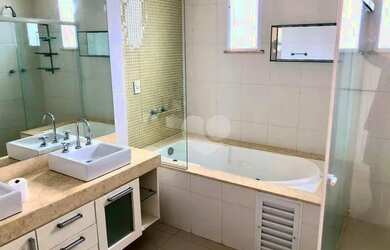 Imagem 10: Casa com 4 dormitórios, 300 m² - venda por R$ 2.398.900,00 ou aluguel por R$ 16.873,72/mês