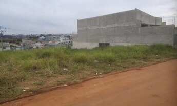 Imagem: Lote com 200 em ótima localização do