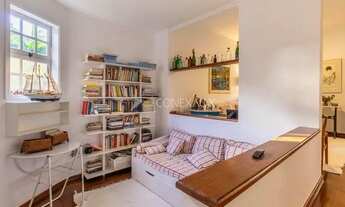 Imagem 4: Casa de condomínio sobrado para venda tem 270 metros quadrados com 4 quartos