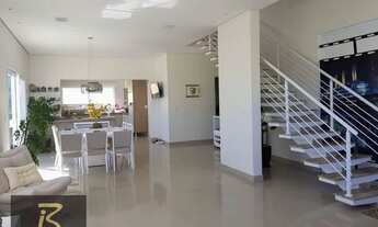 Imagem 5: Sobrado alto padrão de frente para o mar com 5 suites sendo 1 master com 2 banheiros hidr