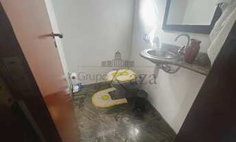 Imagem 6: Casa de condomínio para aluguel com 360 metros quadrados com 4 quartos