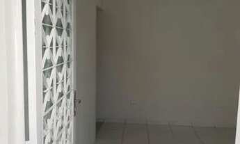 Imagem 2: Casa 01 quarto Casa com 1 dormitório