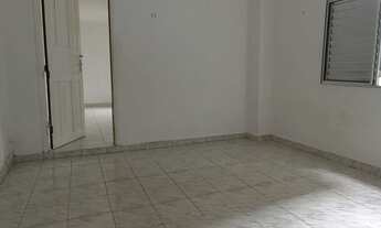 Imagem 4: Casa com 2 dormitórios para alugar por R$ 1.200,00/mês - Jardim Record - Taboão da Serra/S