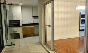 Imagem 2: Apartamento ensolarado em andar alto com vista para a Marginal e o Pico do Jaraguá