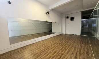 Imagem 2: Loja para academias e estúdios de pilates com piscina para locação, 300 m², Saúde