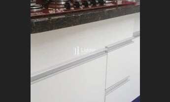 Imagem 6: Apartamento com 90 M² e cozinha planejada no Setor Oeste